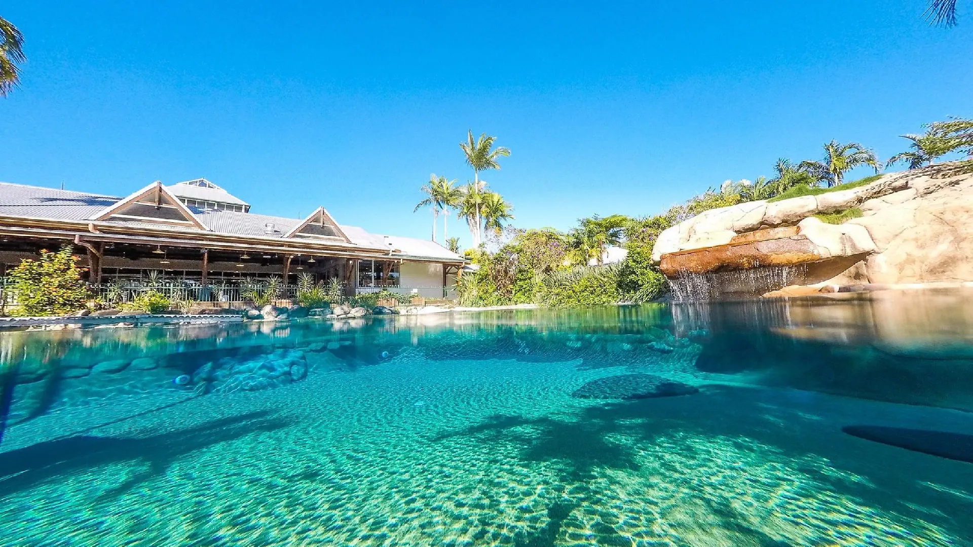 Cairns Colonial Club Resort מלון