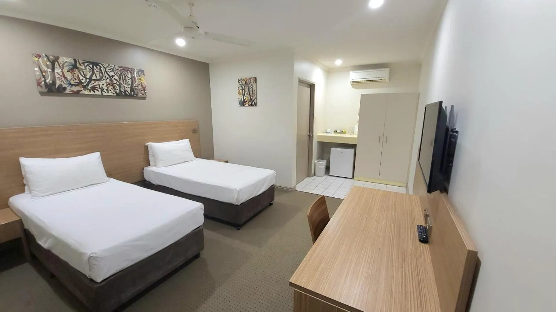 **** מלון Cairns Colonial Club Resort אוסטרליה